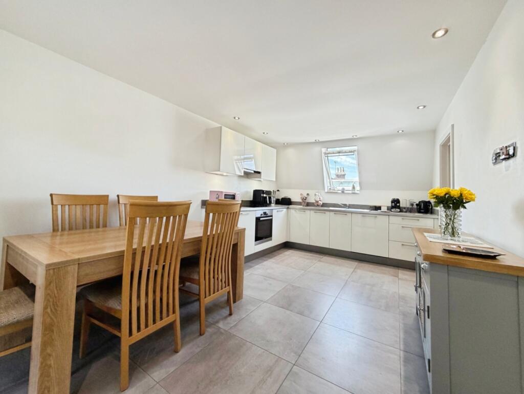 House in Folkestone and Hythe, Orchard Valley, Hythe - View 4
