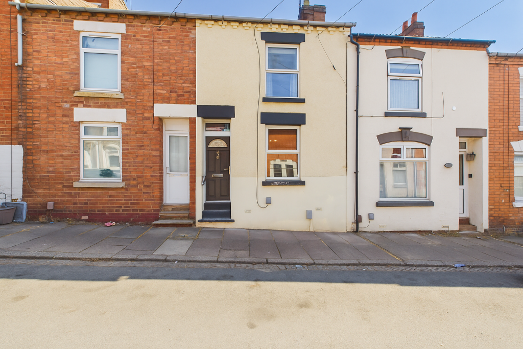 Main image of property: Gordon Street | Semilong | NN2