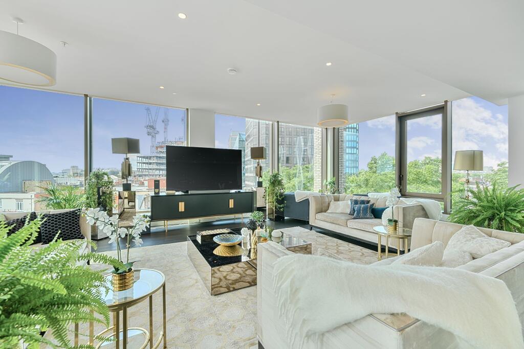 Main image of property: Penthouse, 55 Victoria Street, London, SW1