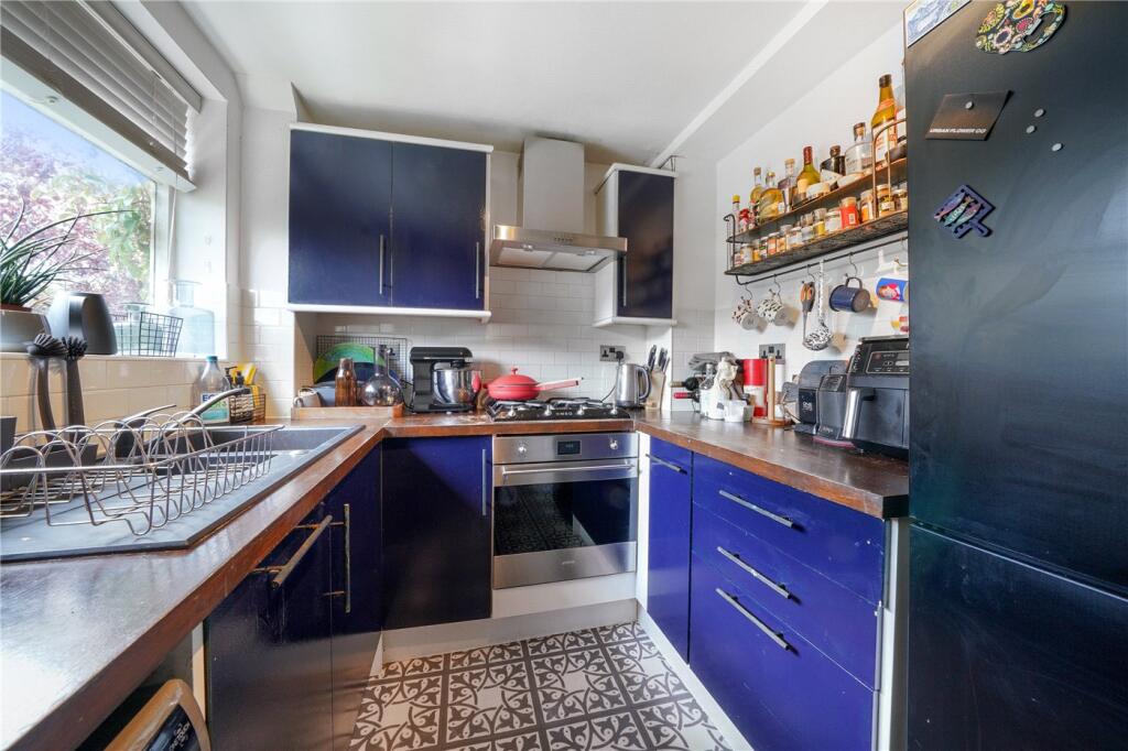 Apartment in London, Ferme Park, Crouch End - More