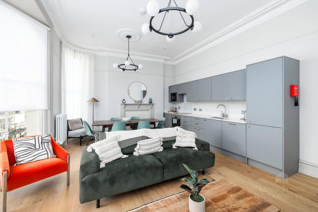 Apartment in Plymouth - View 4