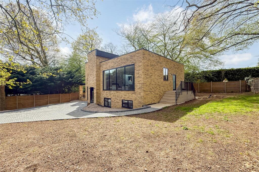 Additional image 14 of Wells Close, Harpenden, Hertfordshire, AL5