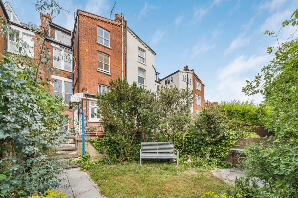 House in London, West Hampstead - View 3