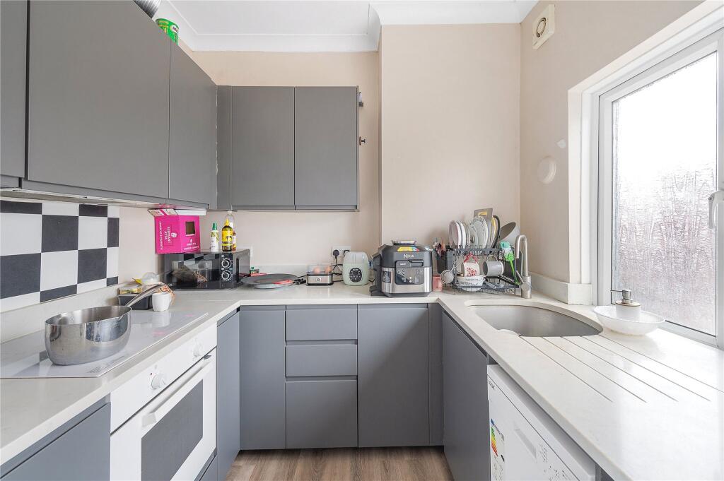 Apartment in London, Purley - View 2