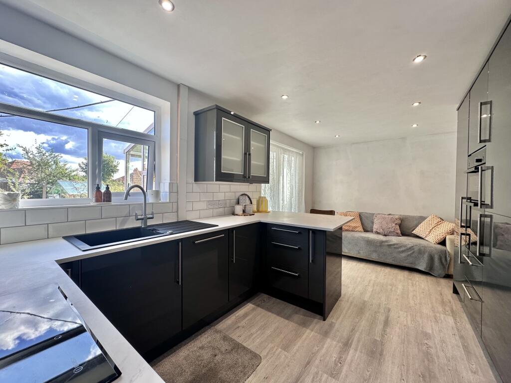 House in Crewe - View 2