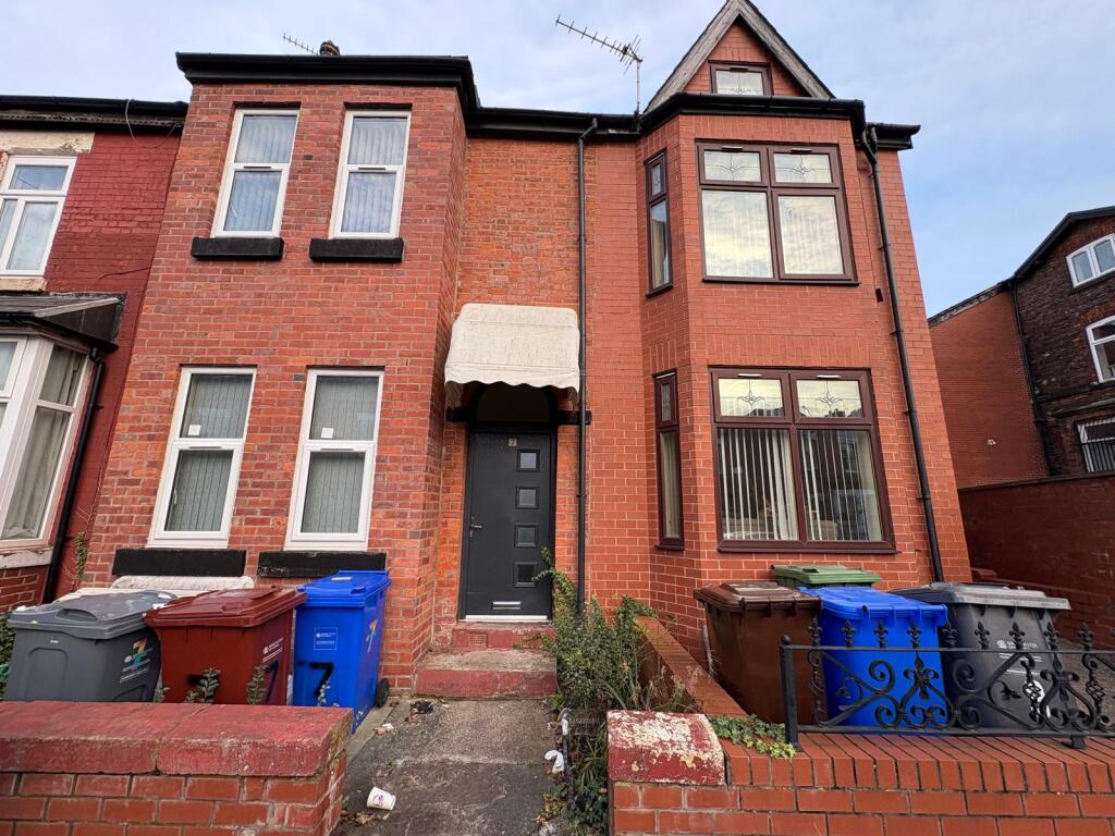 6-bed terraced on Aycliffe Grove, Longsight, £331,000