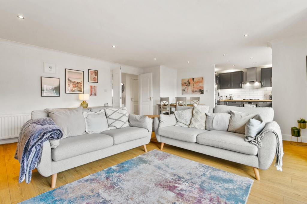 Apartment in Glasgow - View 5