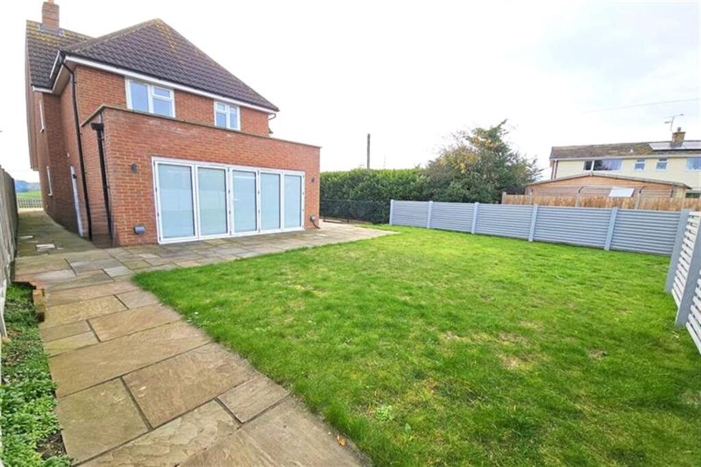 Main image of property: Hedingham Road, Wethersfield, Braintree, CM7