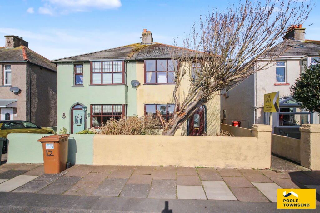 Beach Crescent, Barrow-in-furness, Westmorland And Furness, LA14 3YA photo 2