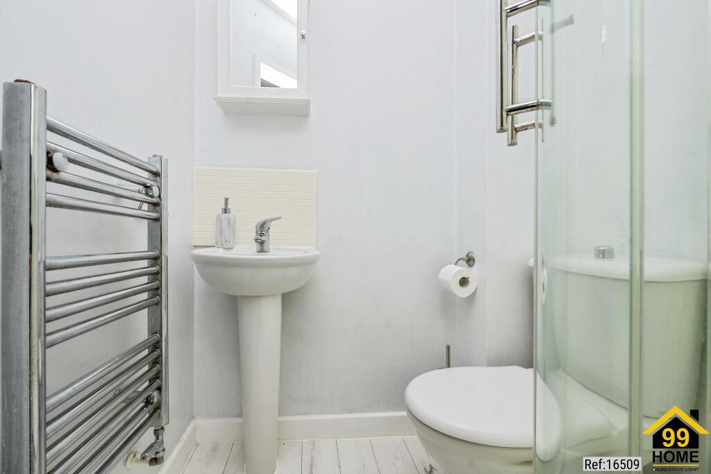 Additional image 16 of Maple Court, Finstall, Bromsgrove, B60