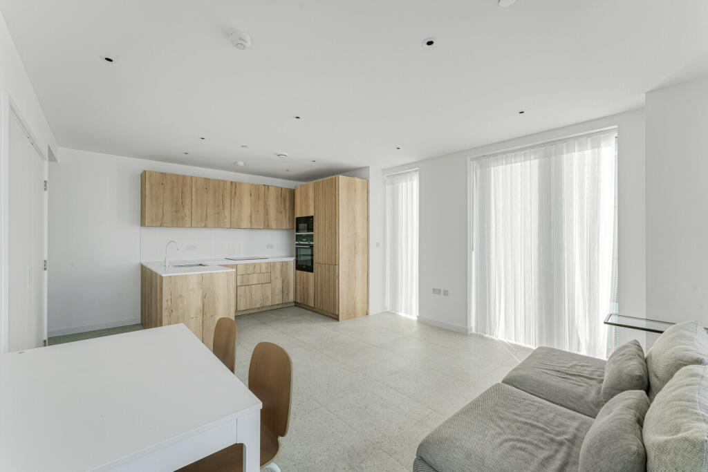 Apartment in London - More