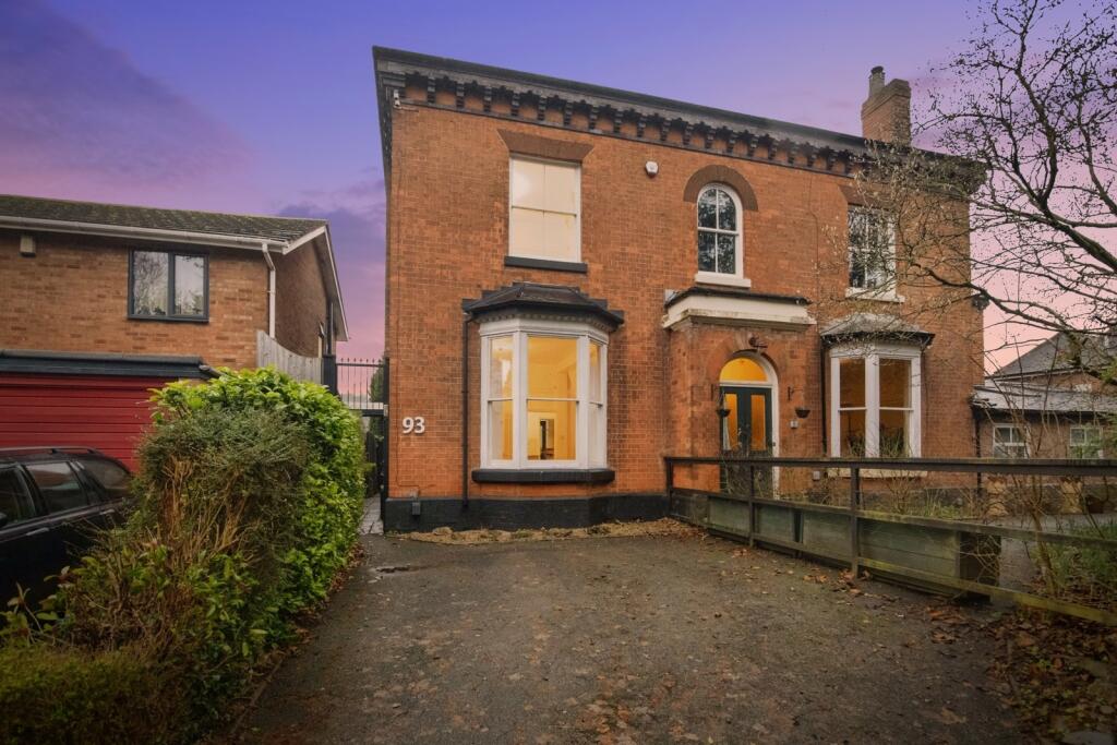 Main image of property: Tennal Road, Birmingham, West Midlands, B32