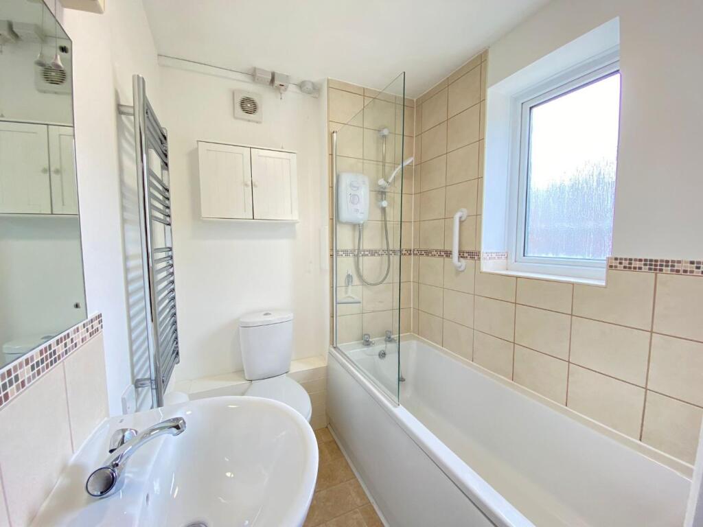 Apartment in Devizes, Wiltshire - More