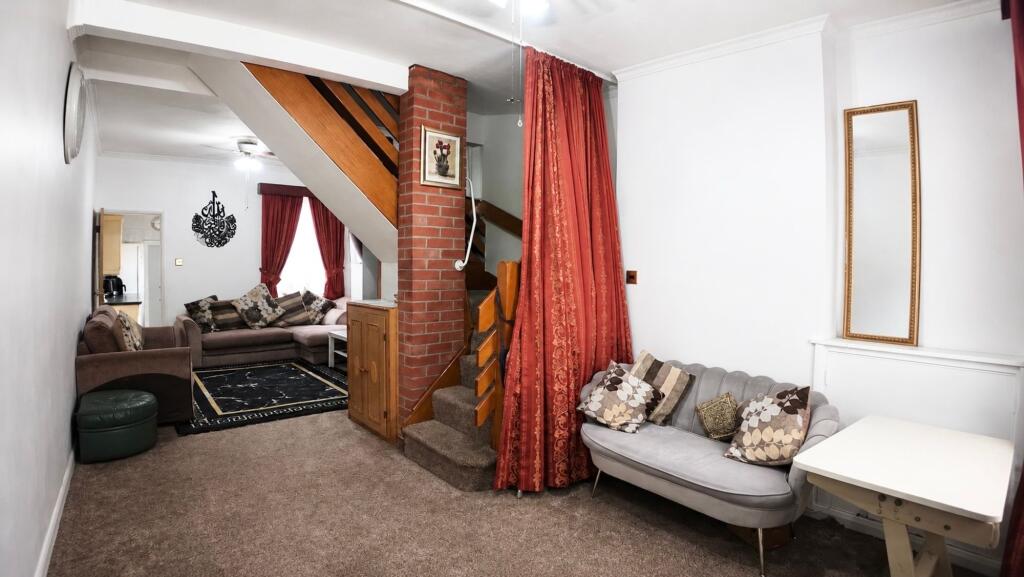 House in Leicester - View 2
