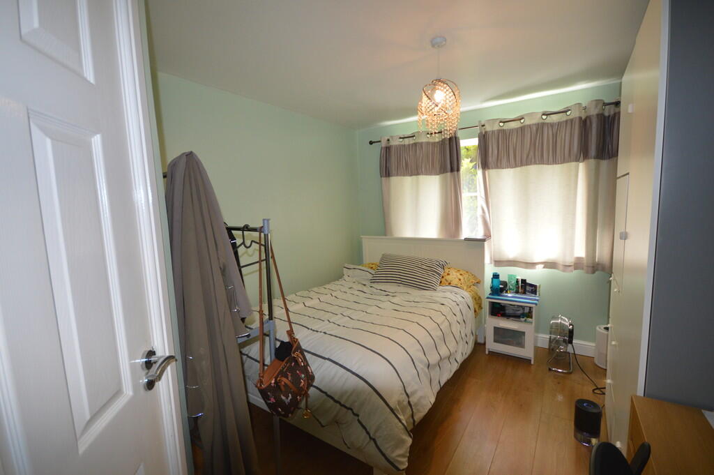 Apartment in Kettering, North Northamptonshire - More