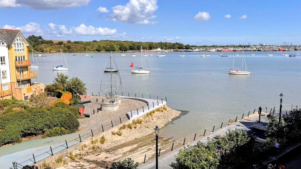 Main image of property: Phalarope Way, St. Marys Island, Chatham, Kent, ME4