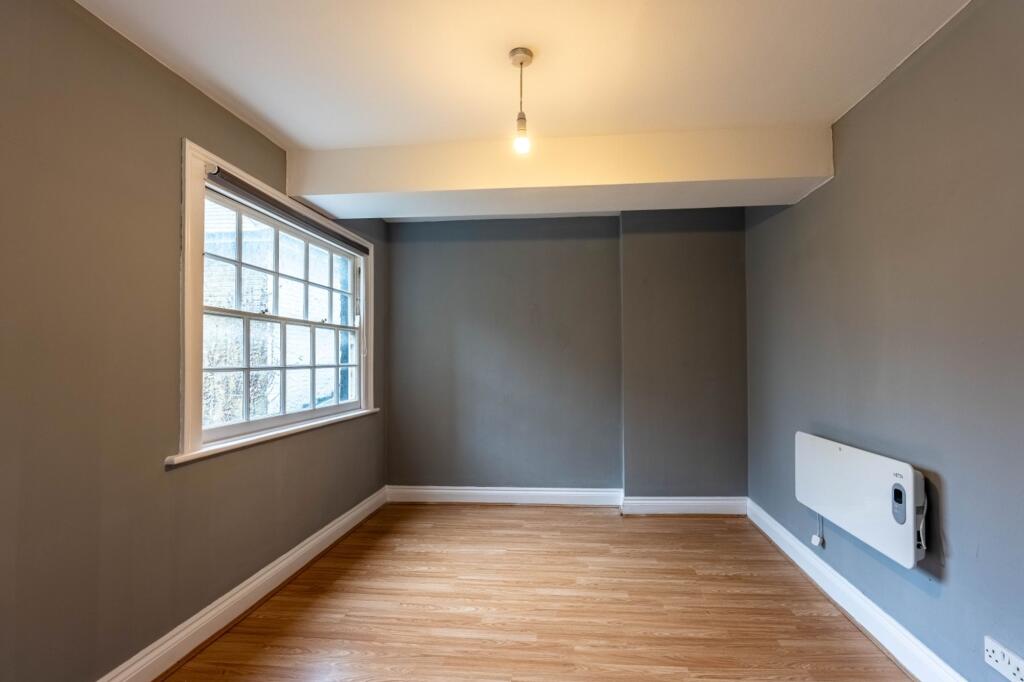 Main image of property: High Street, Rochester, ME1