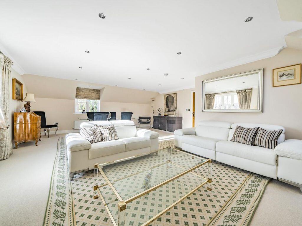 Additional image 6 of 'The Courtyard' Cucumber Lane, Essendon, AL9