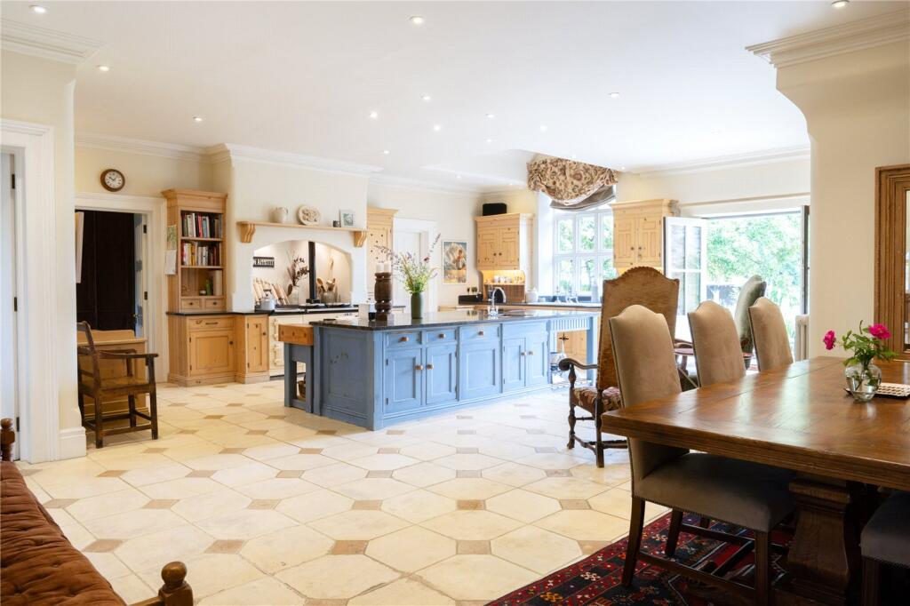 House in Milton Keynes - View 2