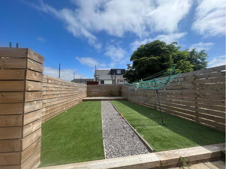 House in Cardiff, Maindy, Cathays - More