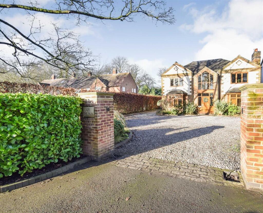 Main image of property: The Park, Market Bosworth
