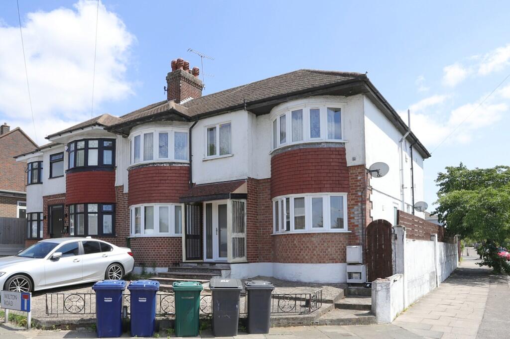 Main image of property: Wilton Road, Cockfosters, EN4 9DX