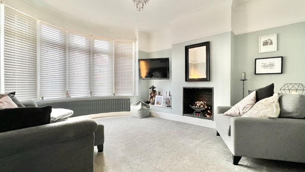 House in London - View 2