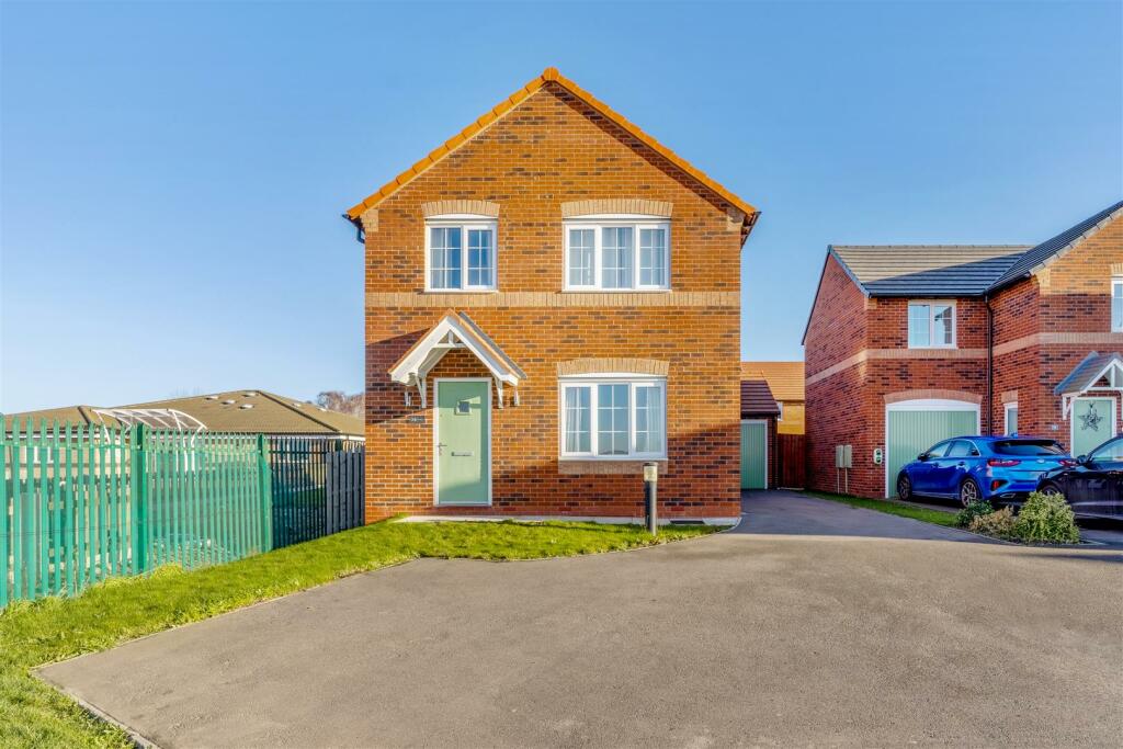 4-bed detached on Toot Lane, Boston, £250,000