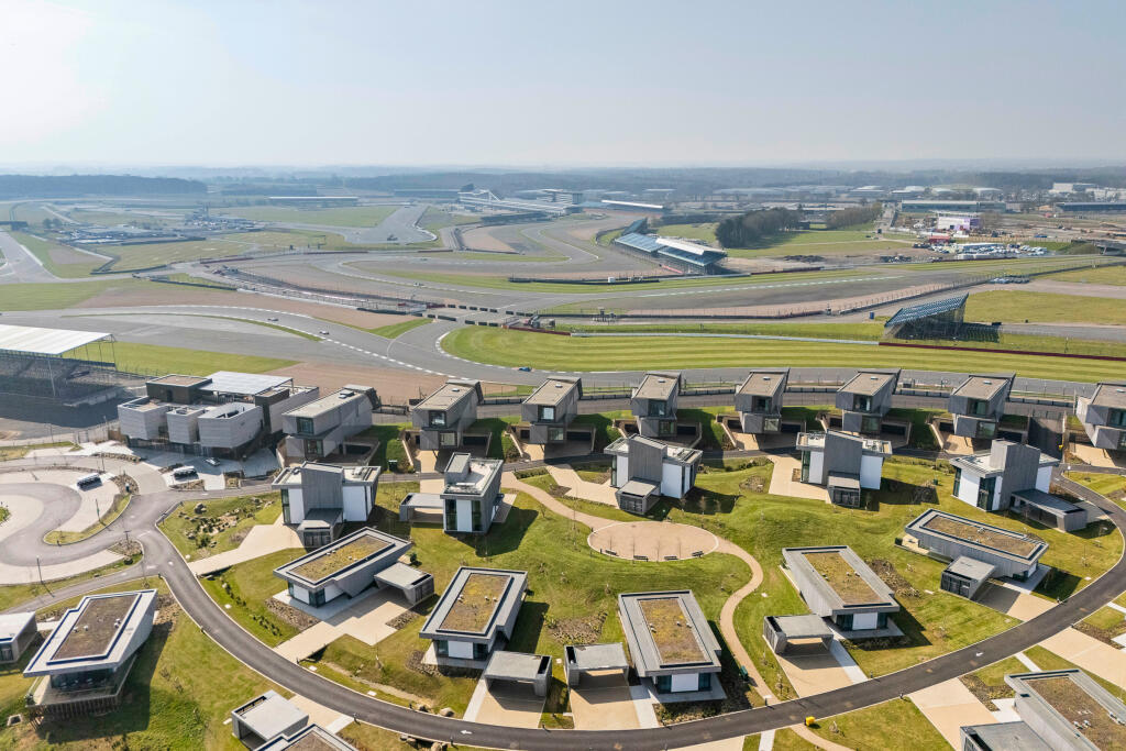Escapade, Silverstone, Towcester, Northamptonshire, NN12, United Kingdom - View 2