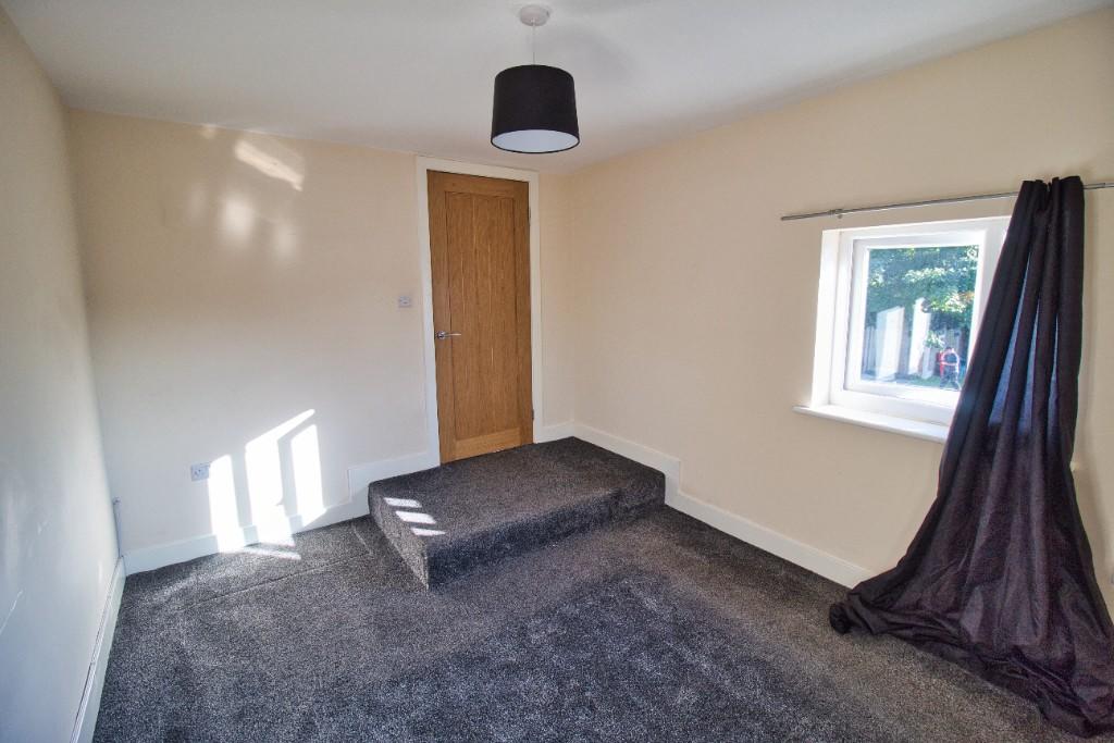 Apartment in Crewe - View 3