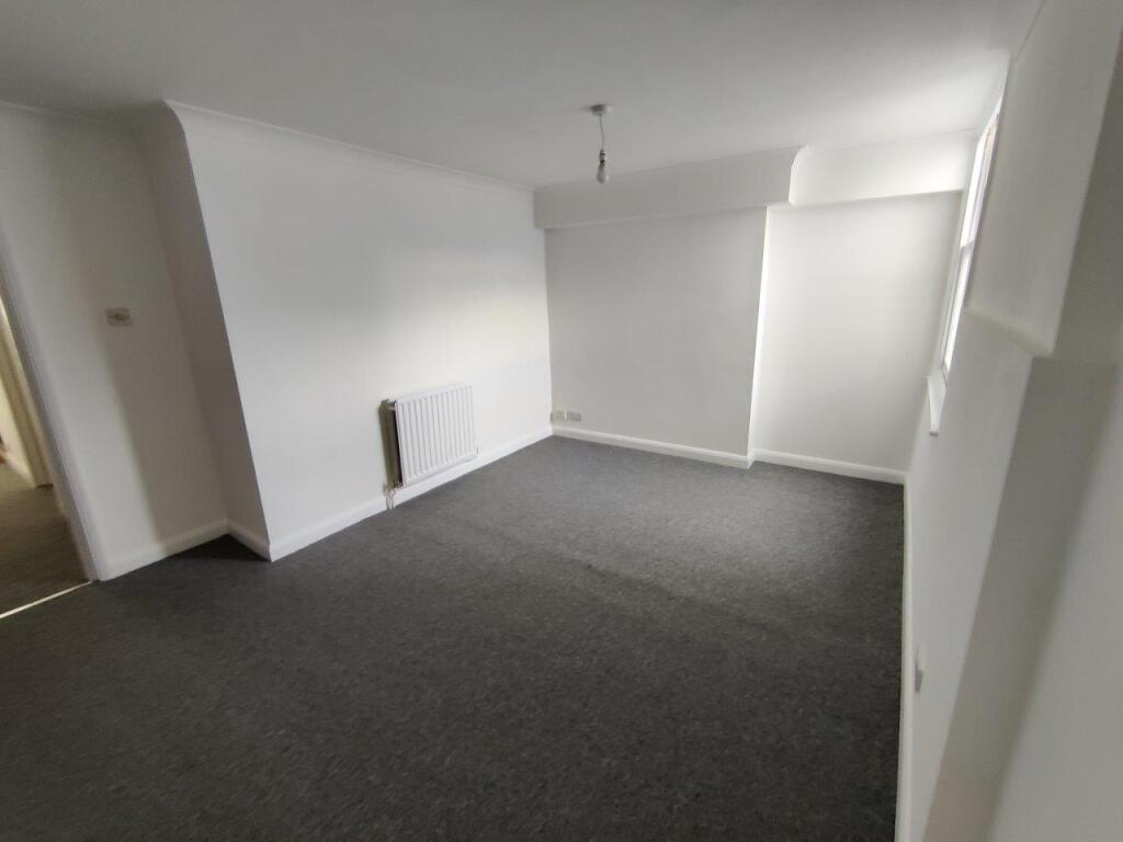 Apartment in Brighton - More