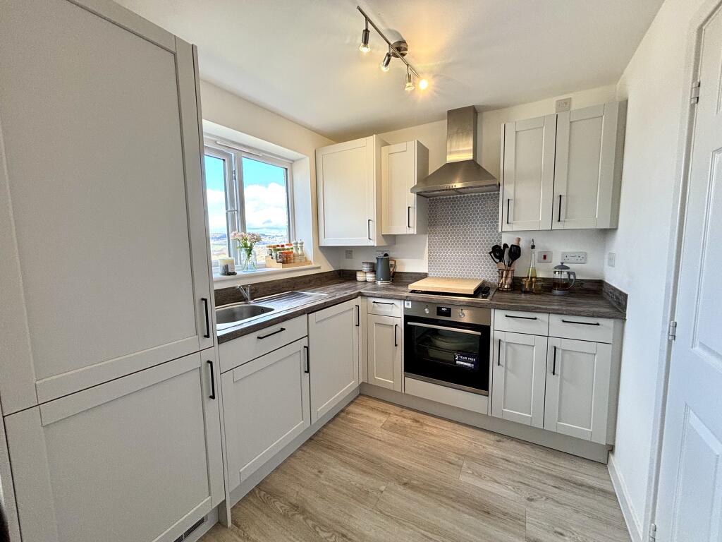 Additional image 9 of Burwell Rise, Thackley, BD10