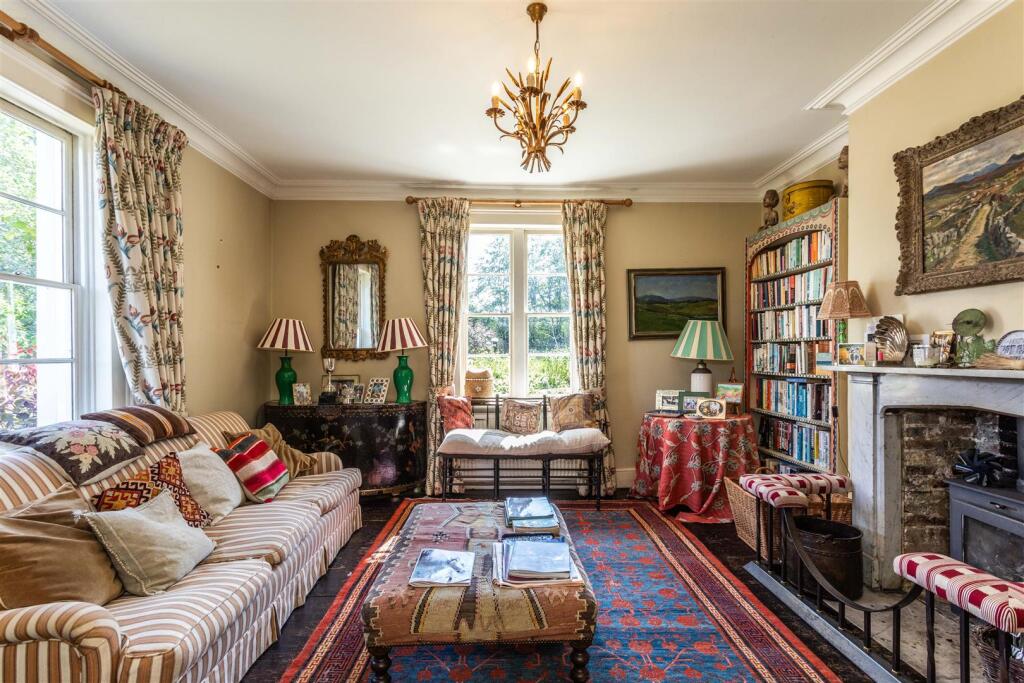 House in Wealden, Berwick - More