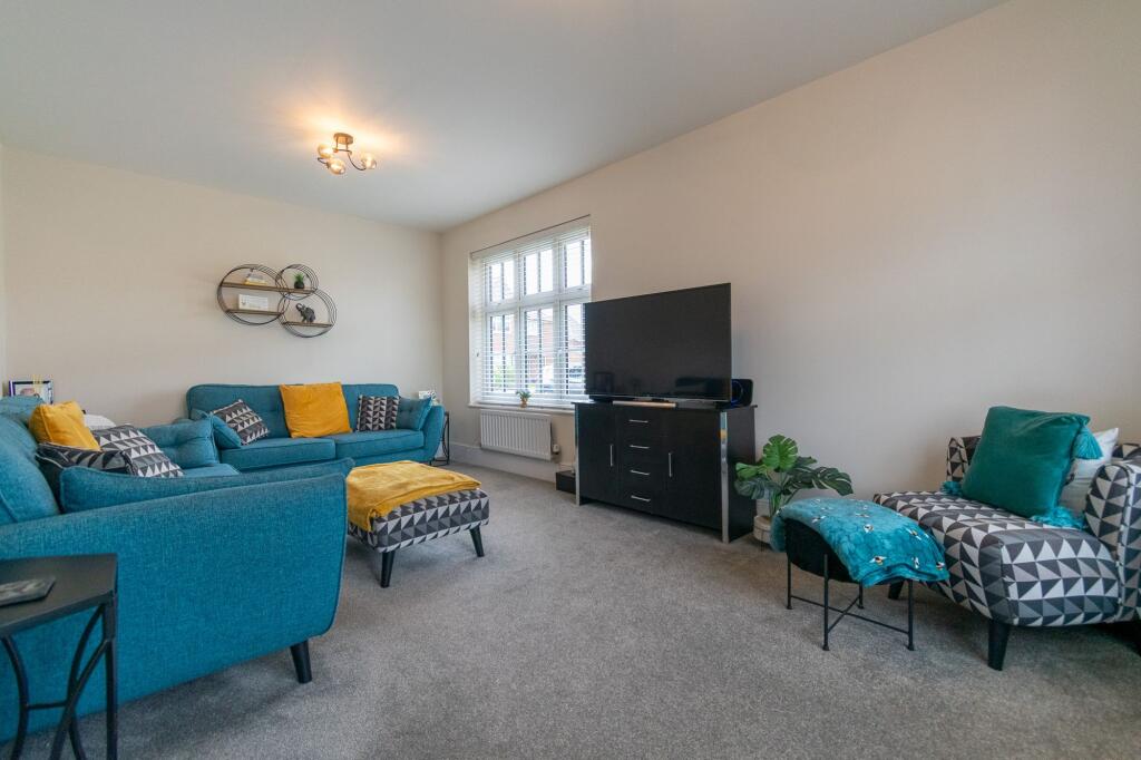 Hornby Close, Burscough, L40 photo 4