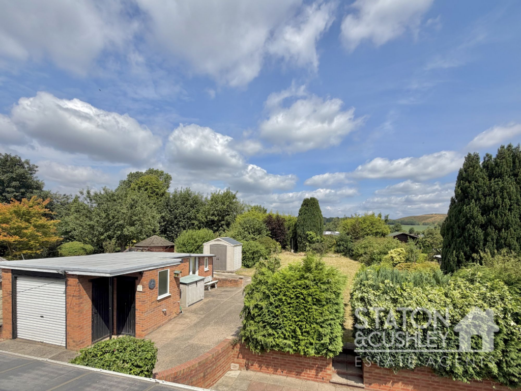 House in Newark and Sherwood, Edwinstowe - View 3