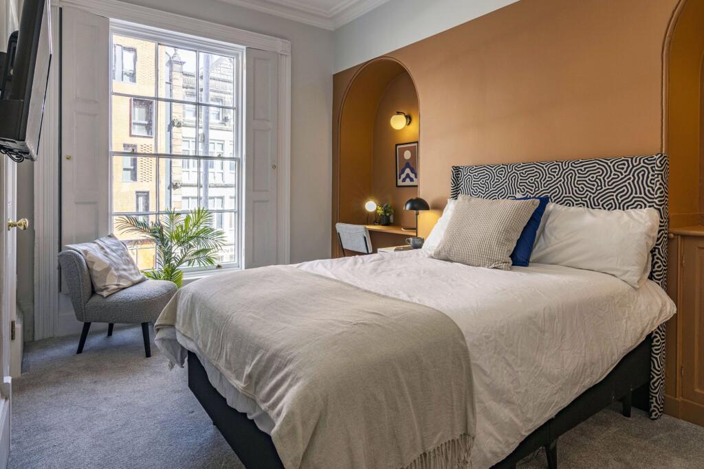 Apartment in Nottingham - View 3