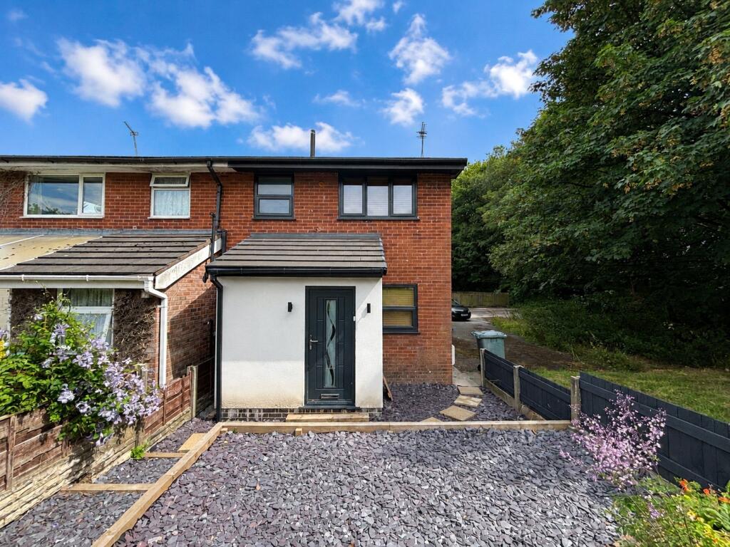 Main image of property: Foxglove Court, Rochdale, Greater Manchester, OL12