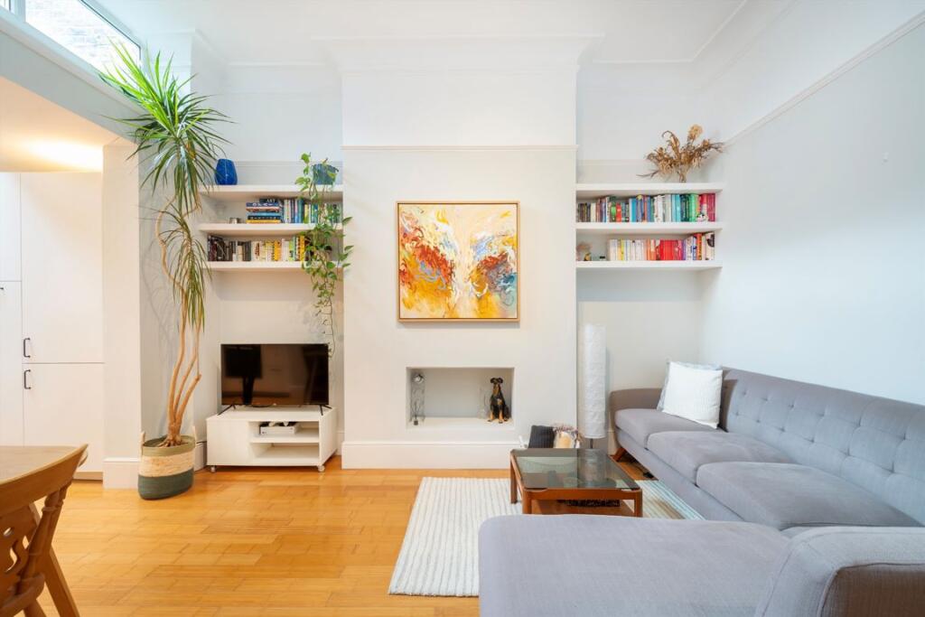 Apartment in London, Queen's Park - View 2