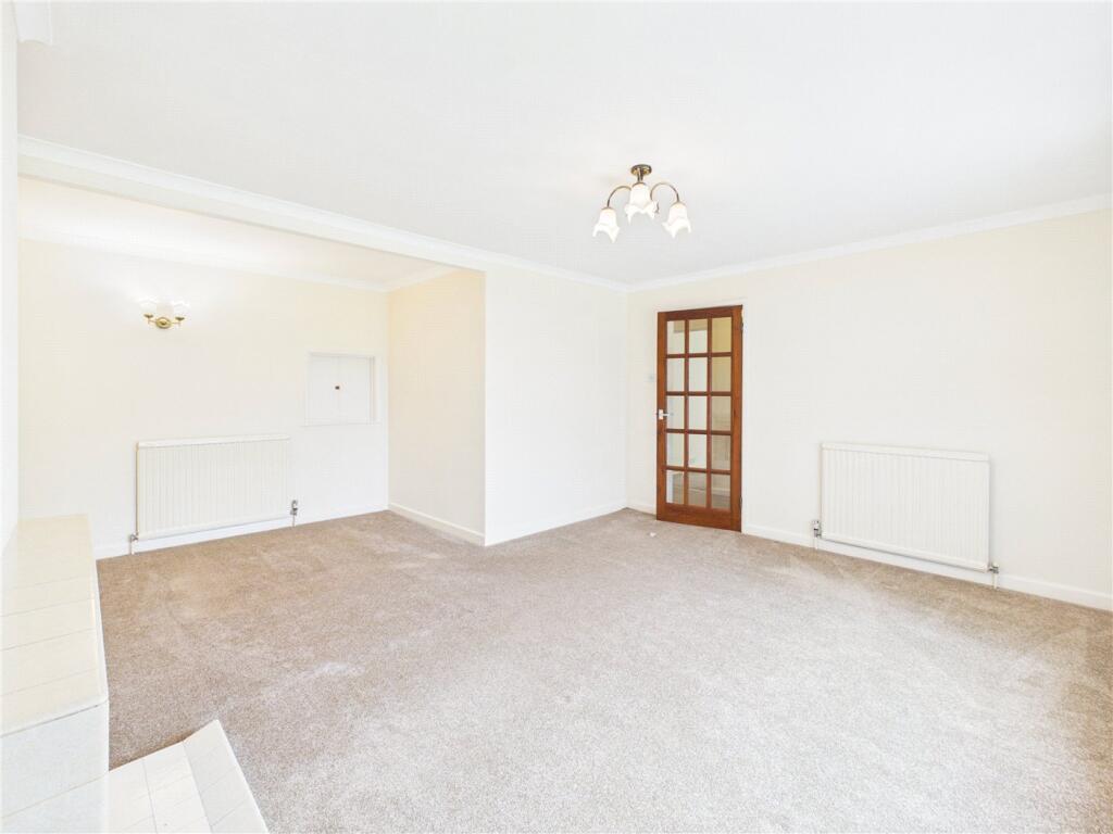 Prince of Wales Road, Crediton, Devon, EX17 photo 4