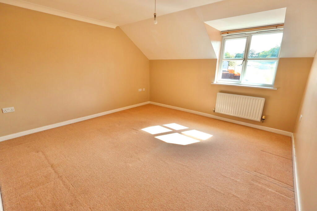 Apartment in Bromley - View 4