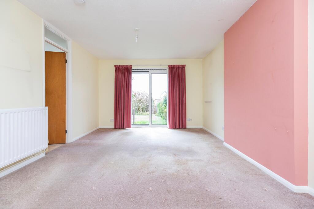 Sycamore Way, Gillingham photo 4