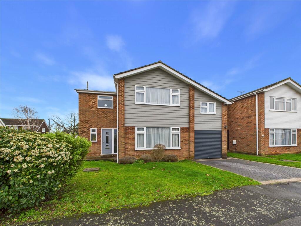 Main image of property: Chestnut Avenue, Hatfield Peverel, Chelmsford, Essex, CM3