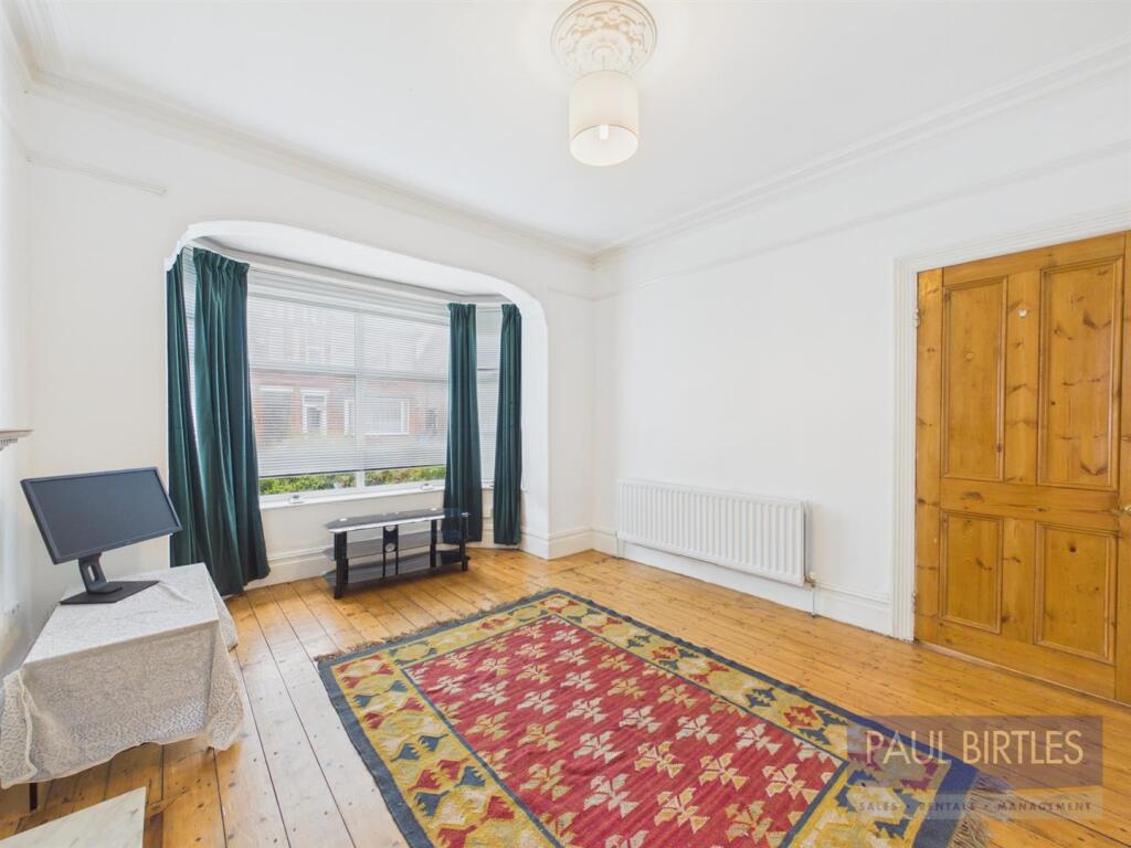 House in Trafford, Gorse Hill - View 4