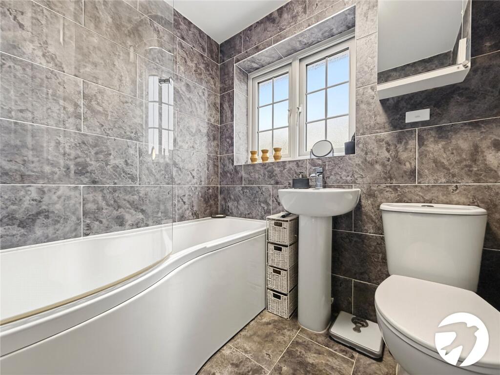 House in Rochester, Kent - More