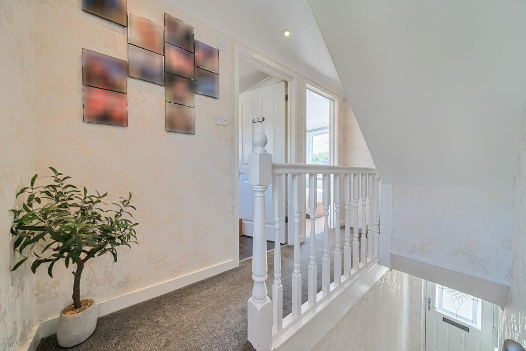 House in Dartford - View 4