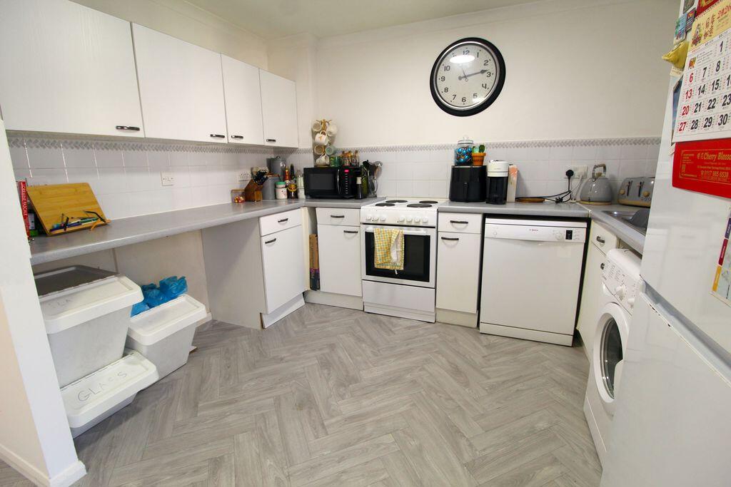 House in Bristol, Bradley Stoke - View 2