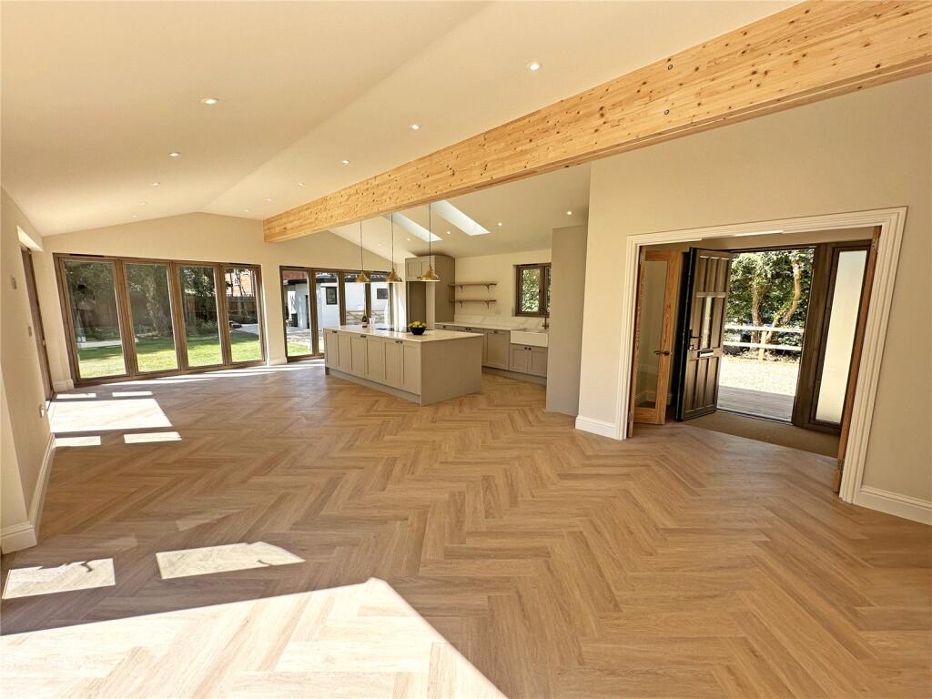 House in New Forest, Durns Town, Sway - View 3