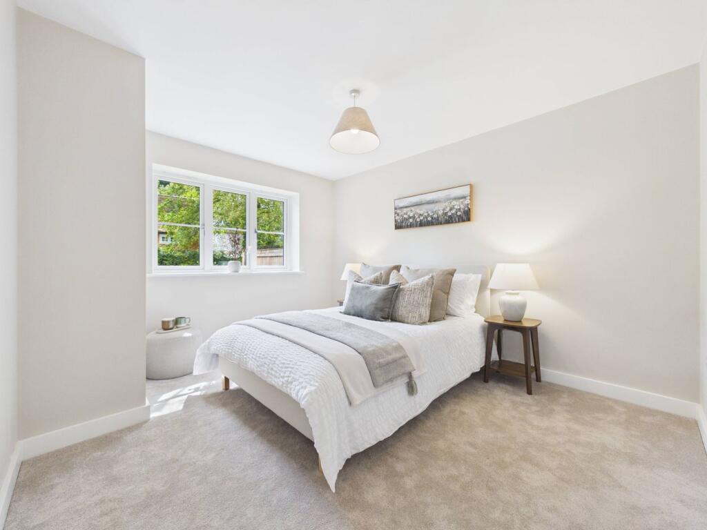 House in Stevenage - View 4