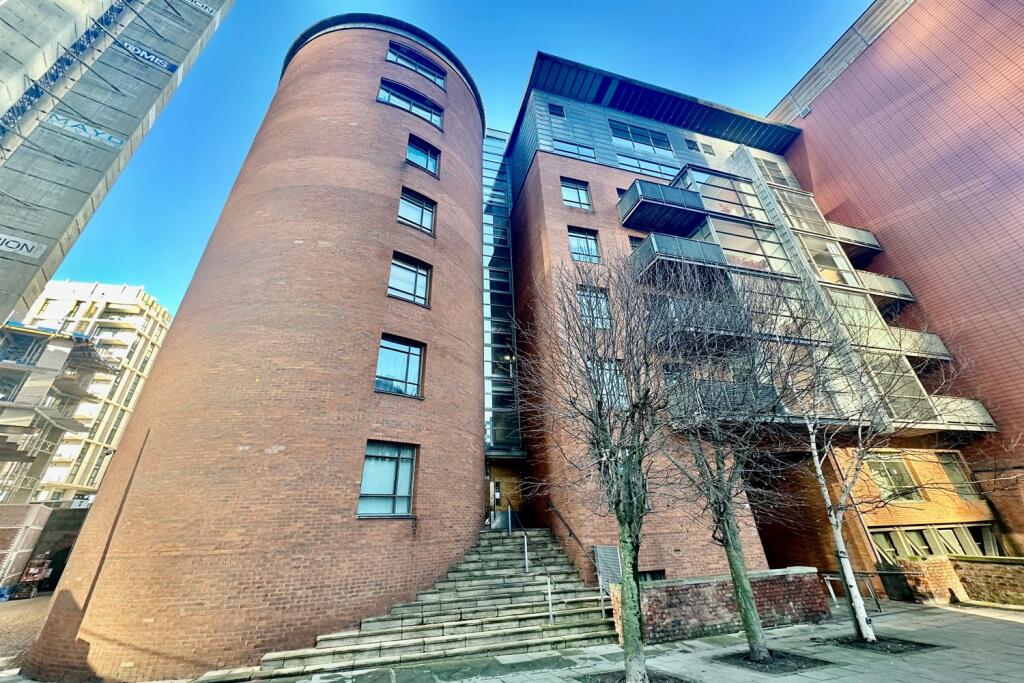 Main image of property: Deansgate, Manchester