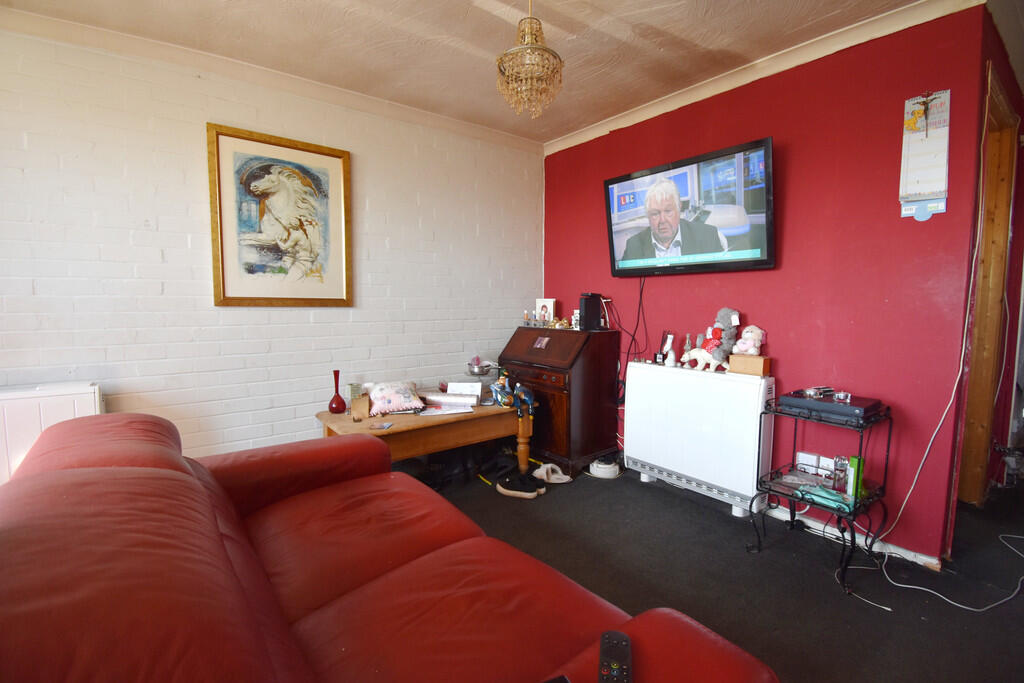 House in Coventry, West Midlands - View 4